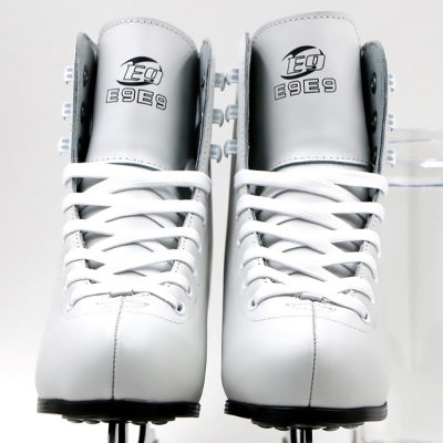 Фото: Коньки фигурные женские Snow White 42-2 Коньки фигурные женские Snow White 42-2